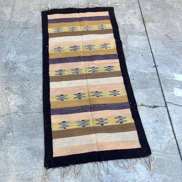 Vintage Woven Runner Rug Geometric Southwestern design flat weave - Picture 3 of 9